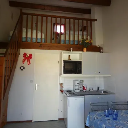 Casa de Férias Maison avec piscine pour 4 pers. à Notre-Dame-de-Monts - FR-1-540-167